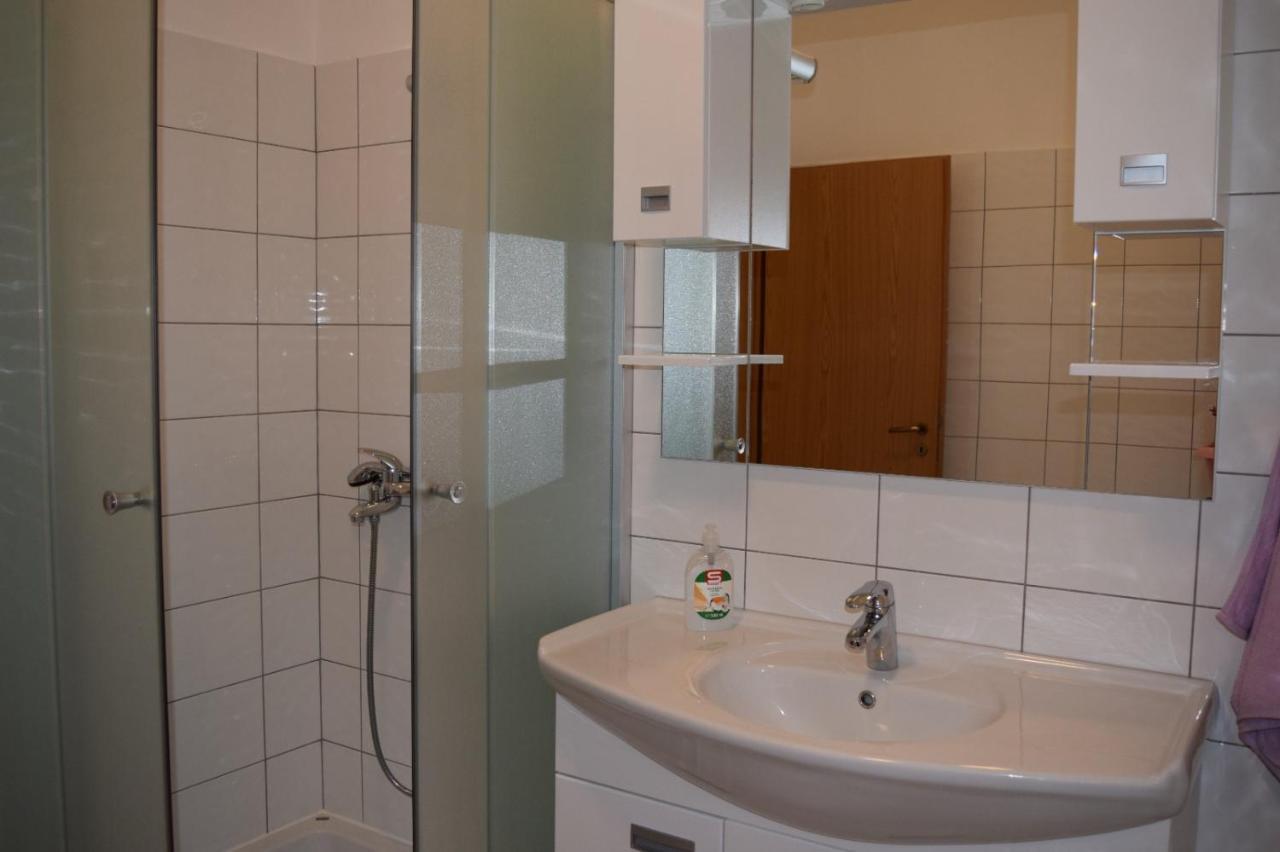 Apartman Julka Sukošan Zewnętrze zdjęcie